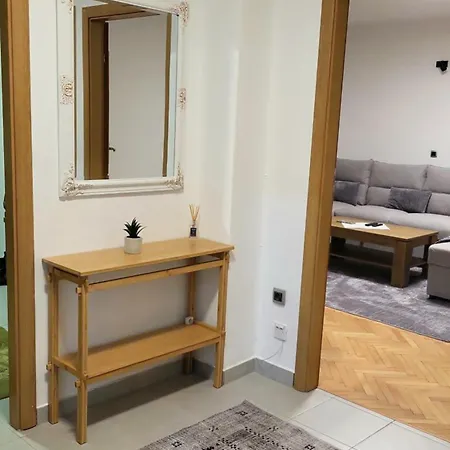Urban Nest Apartment