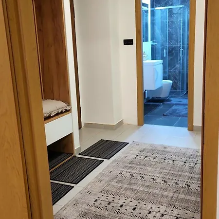 Urban Nest * زينيتشا